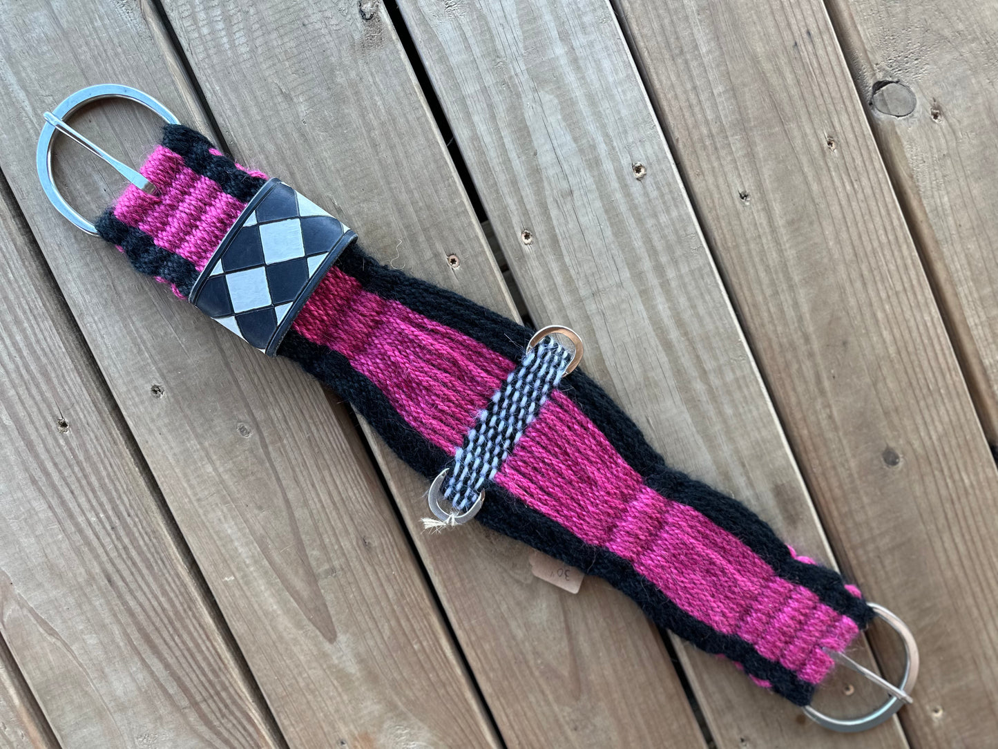 30” with checkered keeper